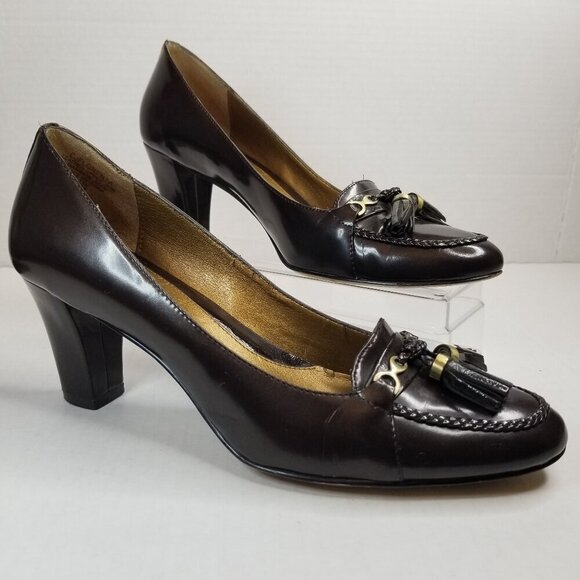 Circa Joan and David Brown Heels Pumps Academia Office Career Tassel Leather 8M - Picture 1 of 15